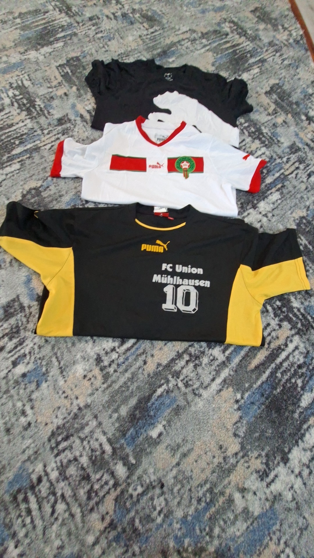 av-2852 puma t-shirts