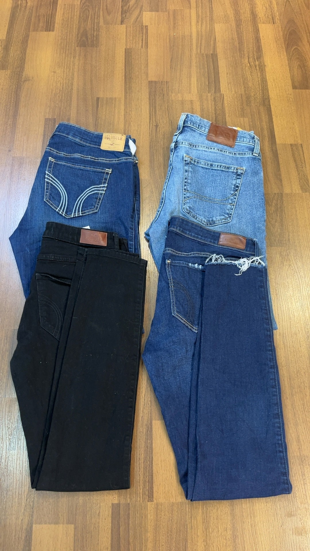 av-2878 Hollister Jeans