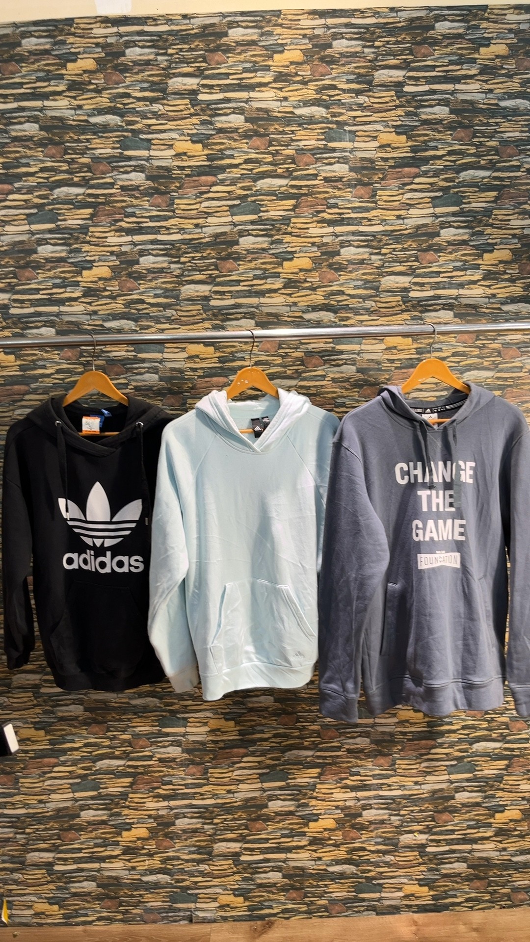av-2624 adidas hoodies