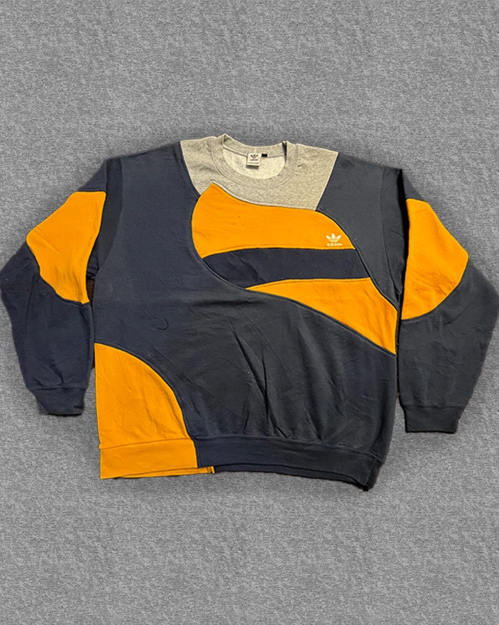 upcycled autentic adidas sweatshirt